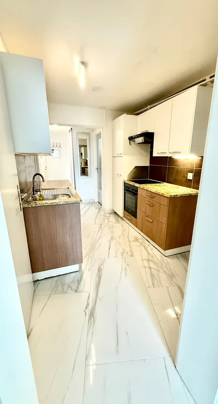 Central Montreux, lake view — 4.5-room apartment, 2 bathrooms, 2–5 persons — photo 6