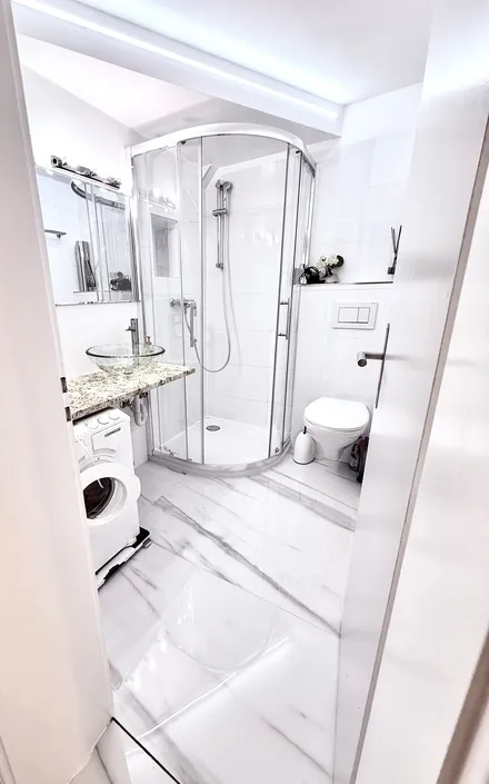 Central Montreux, lake view — 4.5-room apartment, 2 bathrooms, 2–5 persons — photo 9
