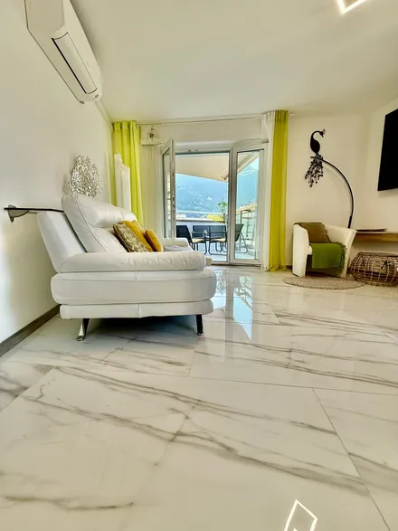 Central Montreux, lake view — 4.5-room apartment, 2 bathrooms, 2–5 persons — photo 12
