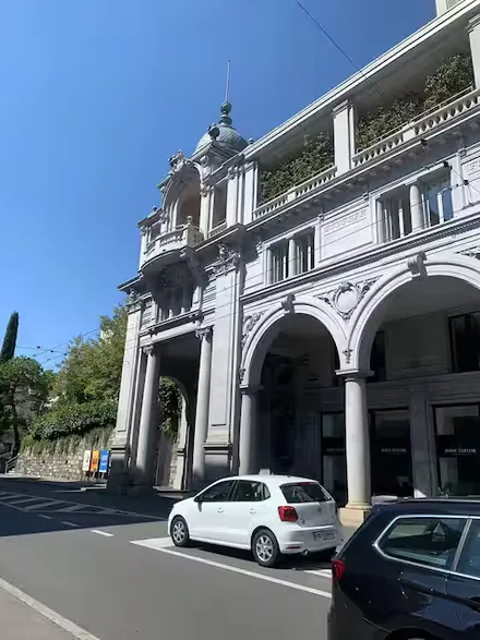 Le National — luxury apartment steps from Lake Geneva, Montreux — photo 9