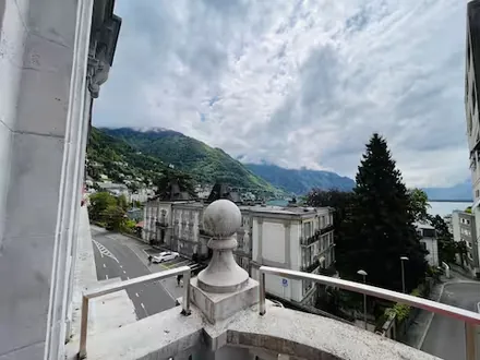 Le National — luxury apartment steps from Lake Geneva, Montreux — photo 20
