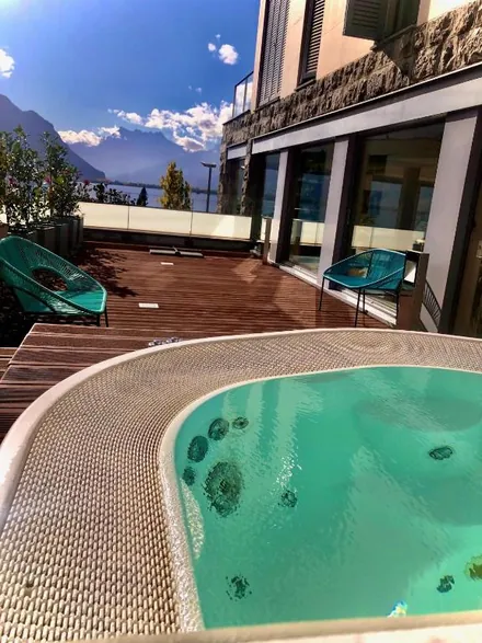 Privileged apartment with private Spa — 3.5 rooms, lake-facing balcony, Montreux — photo 6